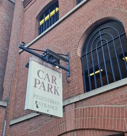 City Centre Lovely Apartment With The Cheapest Overnight Parking Leicester Exterior photo